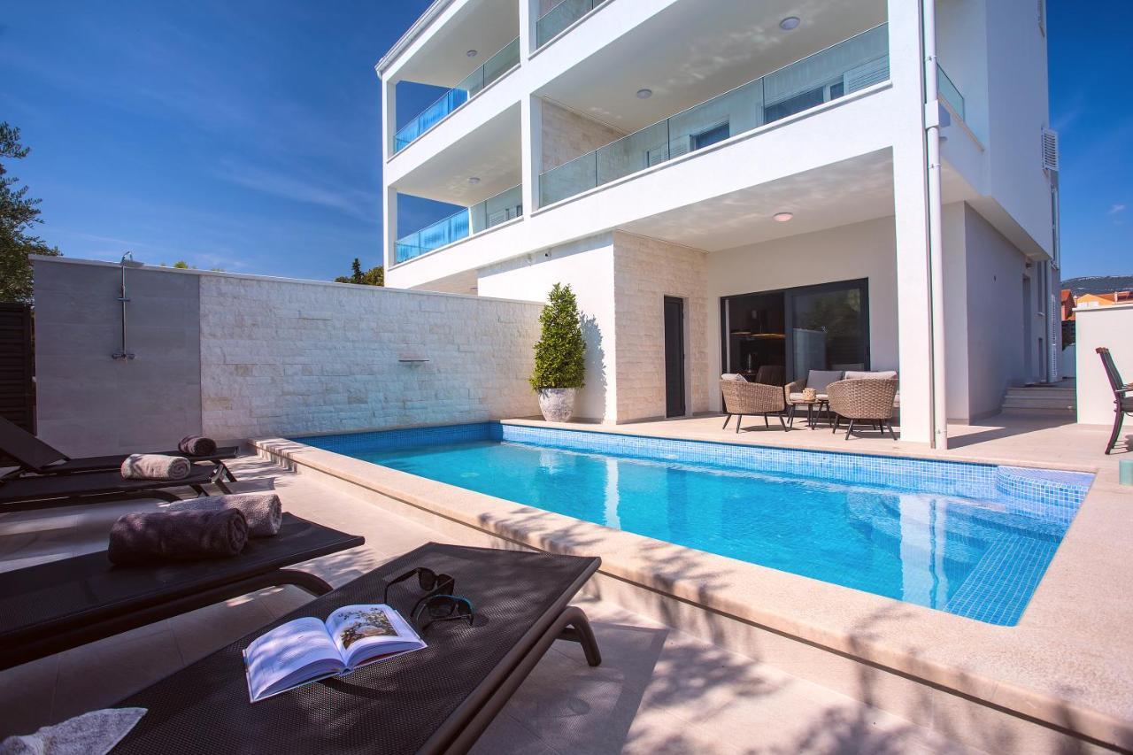 Villa Petra Kaštela Esterno foto