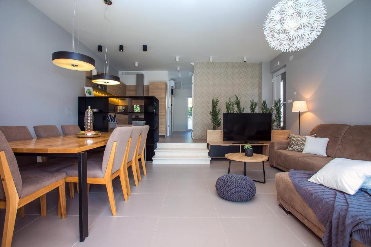 Villa Petra Kaštela Esterno foto